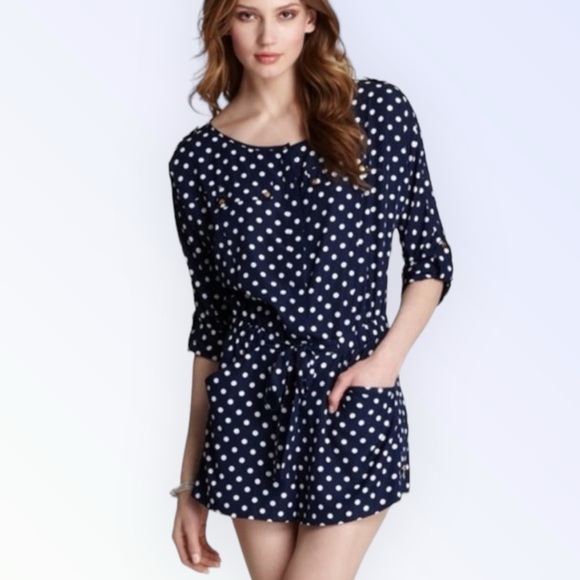 🌻Vince Camuto Blue & White Polka Dot Long or Tabbed Sleeve Romper Size Small - Picture 1 of 9